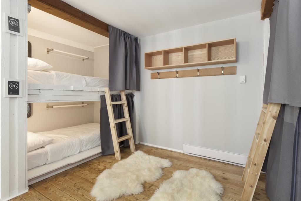Ubc Whistler Lodge Bagian luar foto