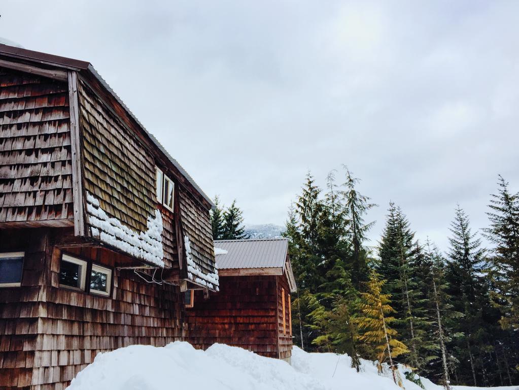 Ubc Whistler Lodge Bagian luar foto