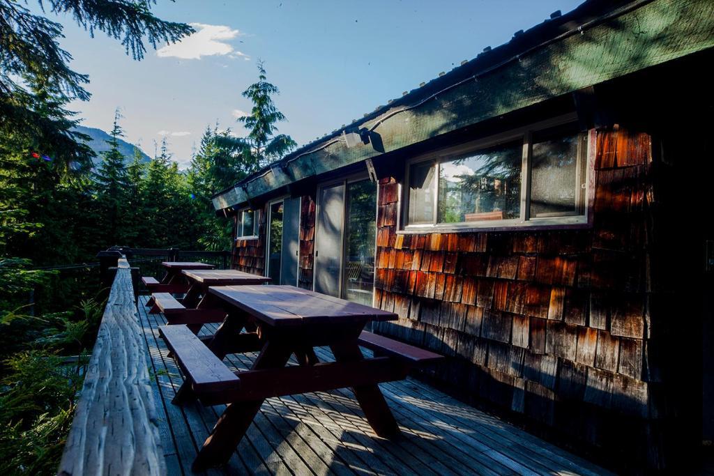 Ubc Whistler Lodge Bagian luar foto